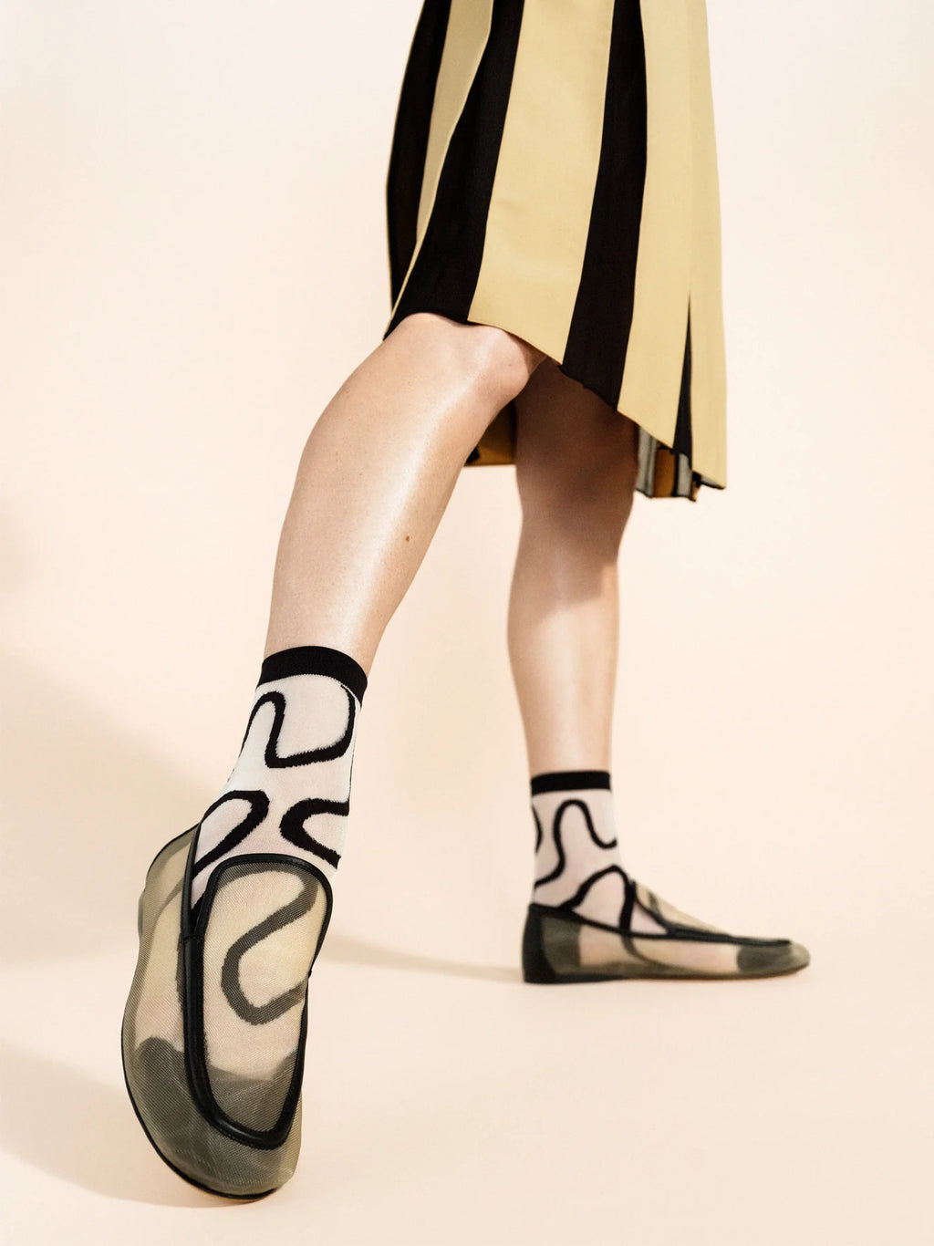 Wiggly Sheer Short Crew